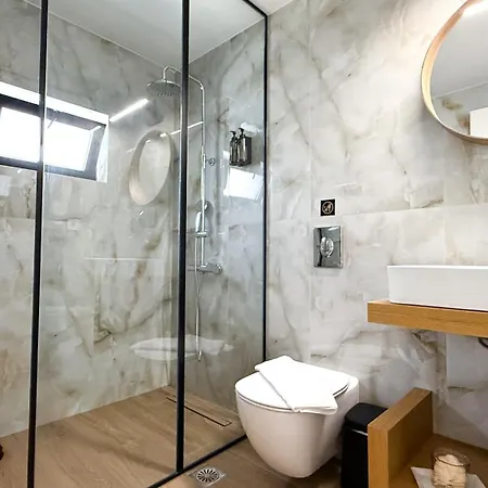 Apartman Loft By Nek Hriszí Aktí Haniá